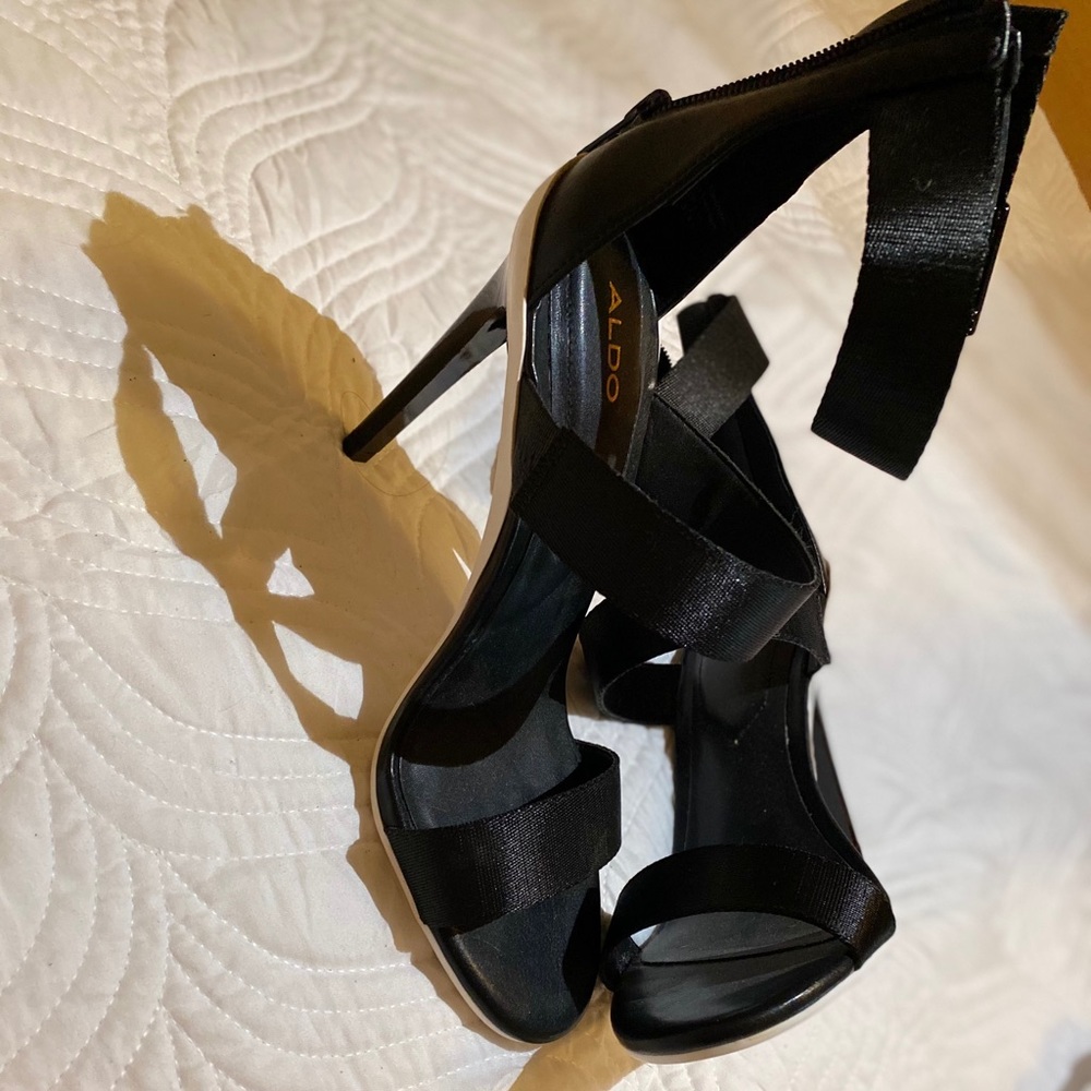 Aldo heels for sale 🤩. Only worn once!
